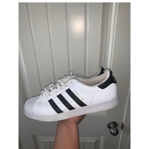 Adidas Superstar Sneakers